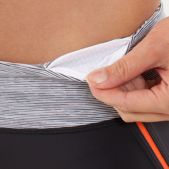 SALE!!! Lululemon Run: Excel Crop - Picture 8 of 8